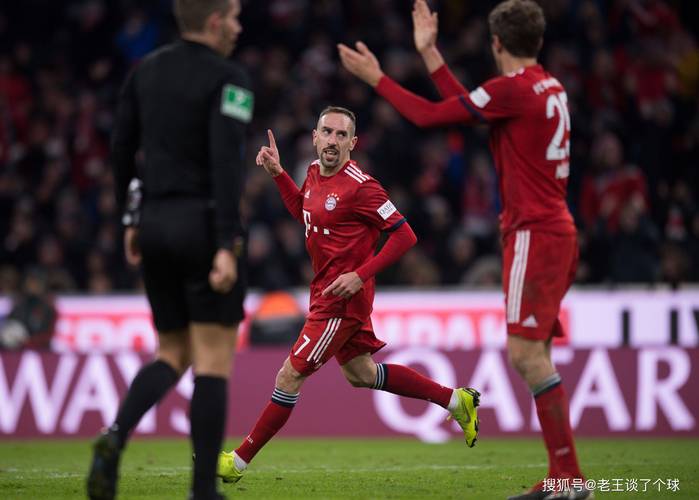 West Ham đấu Với Az